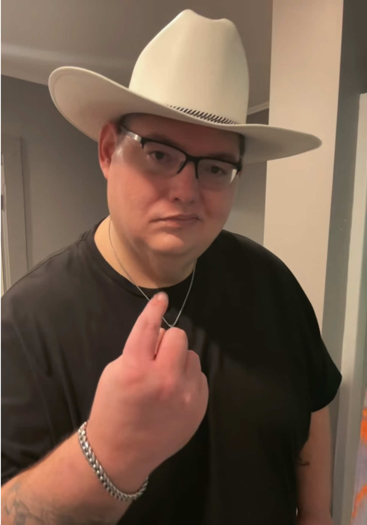 @🖤❤️Twirling🌪️Cowboy🤠2.0🖤❤️