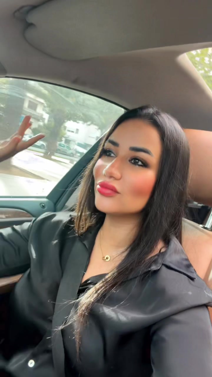 @Farah Demali ♊️👑💄