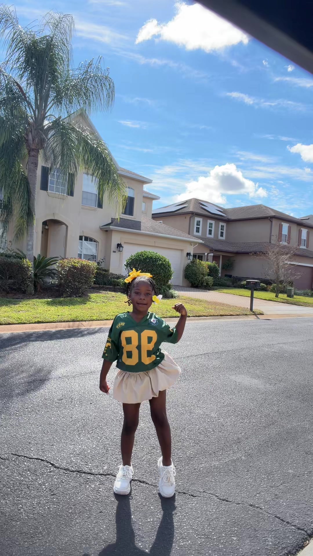 @QUEENGIGGLES