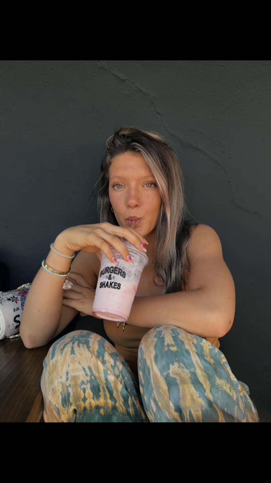 @simona