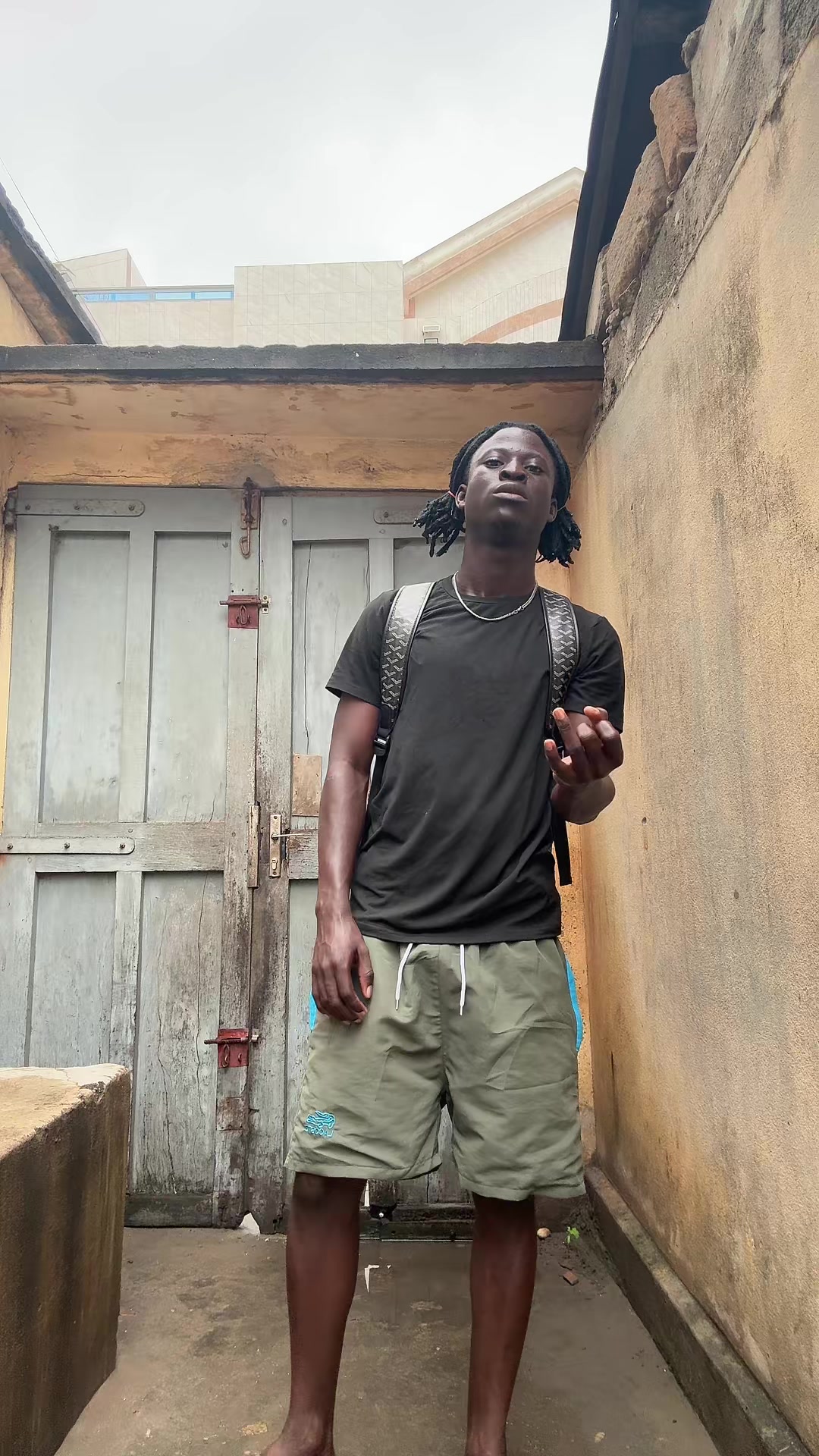 @LA MANO DU 229🚫🦵🏾