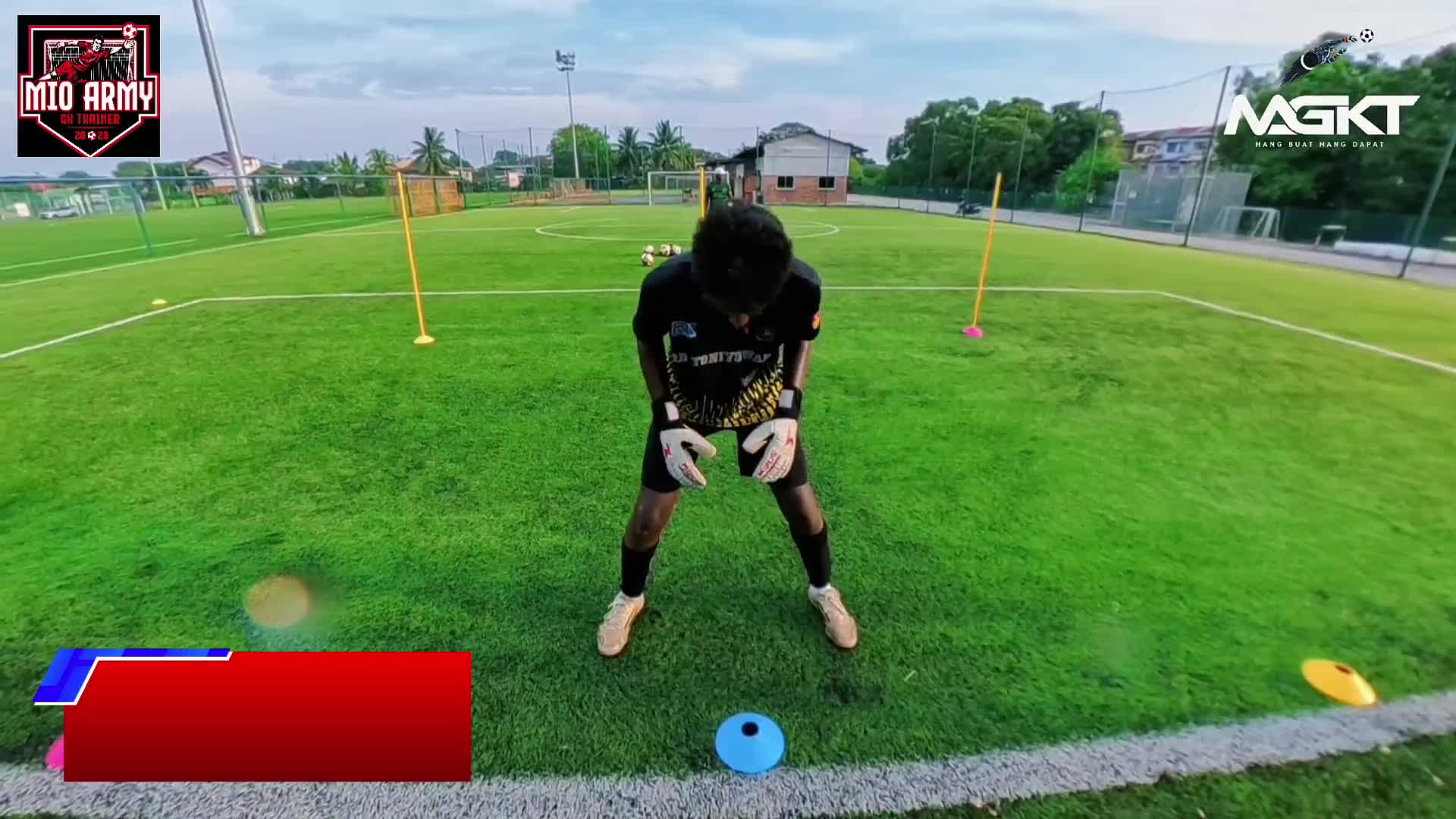 @Mio Army GoalKeeper Trainer