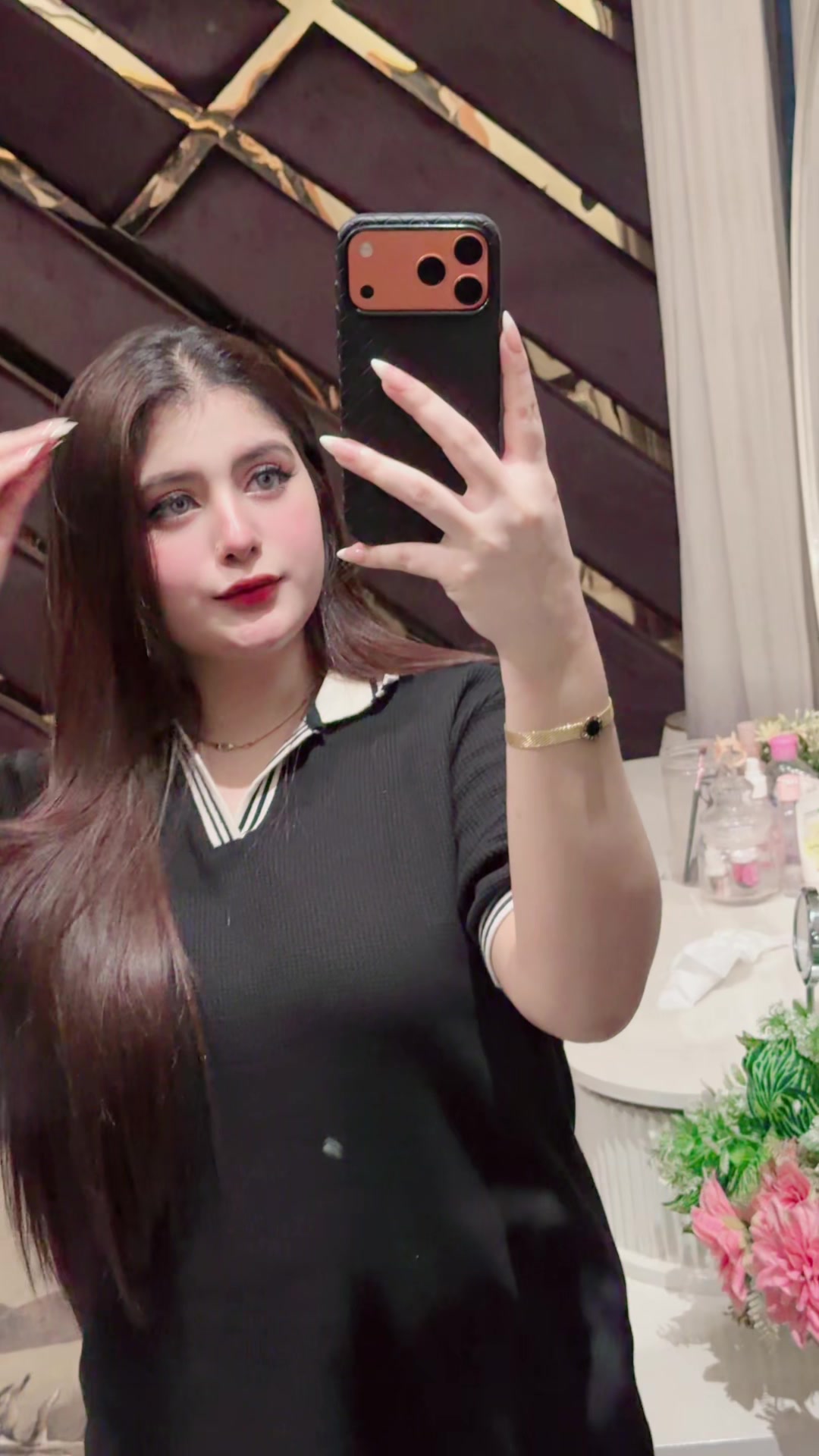 @Amna butt🌺
