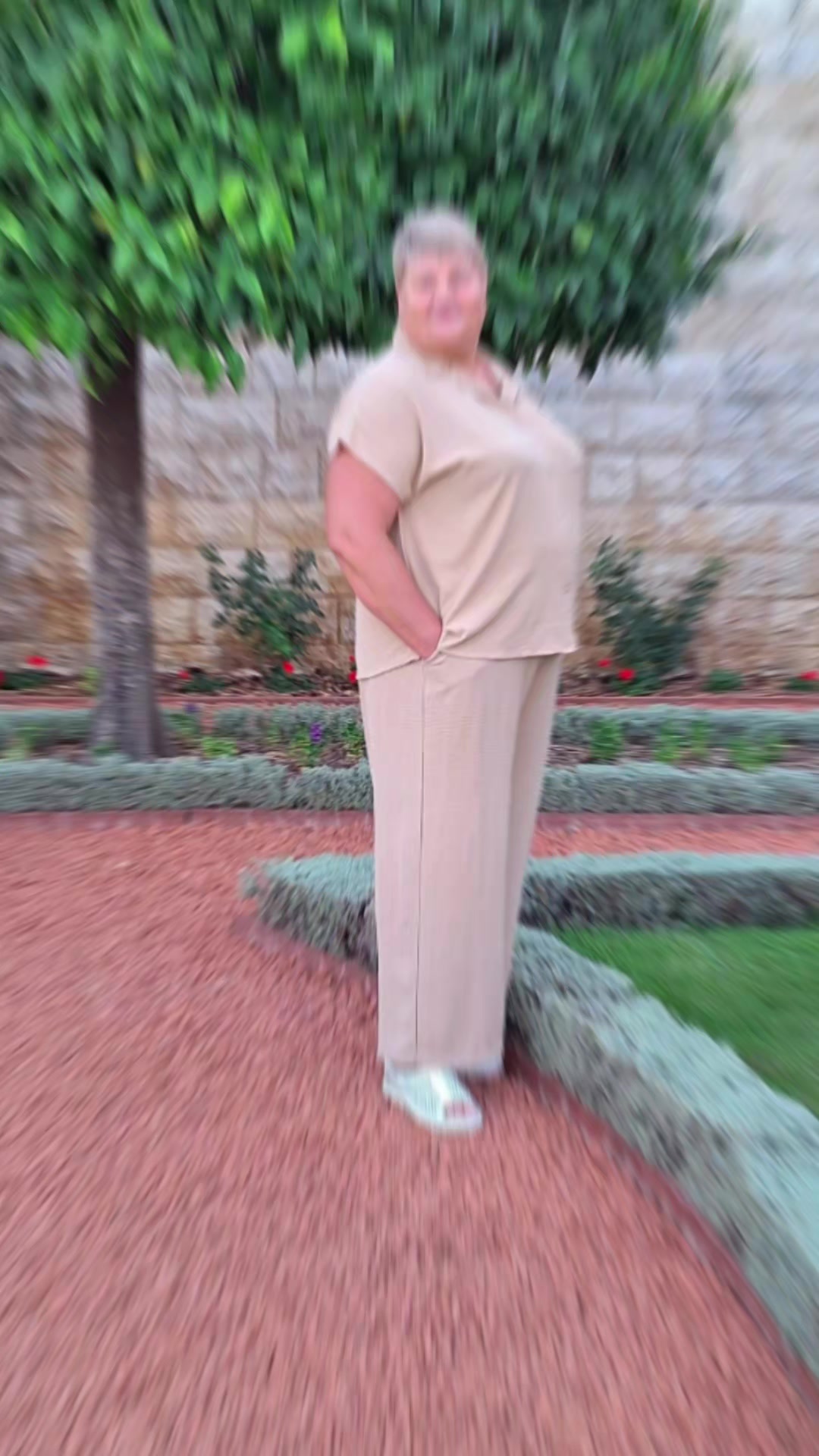 @te...