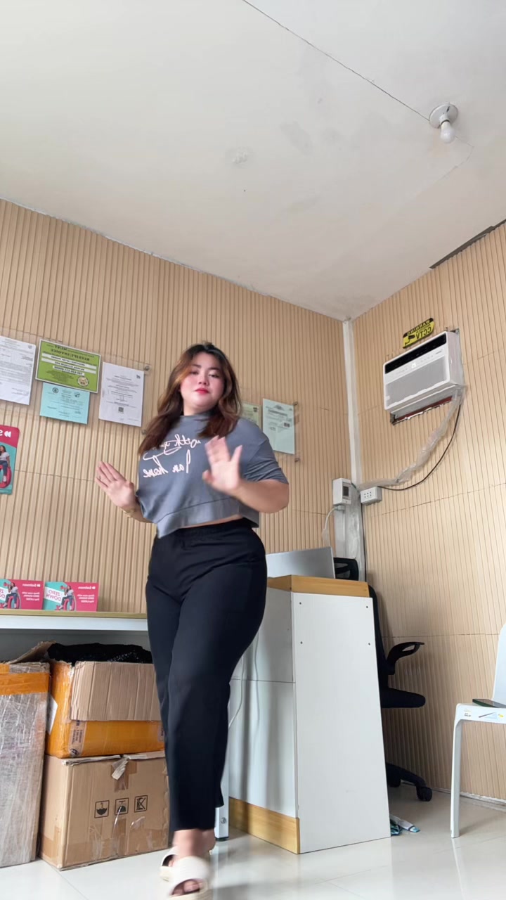@Rona Sayson 🧡