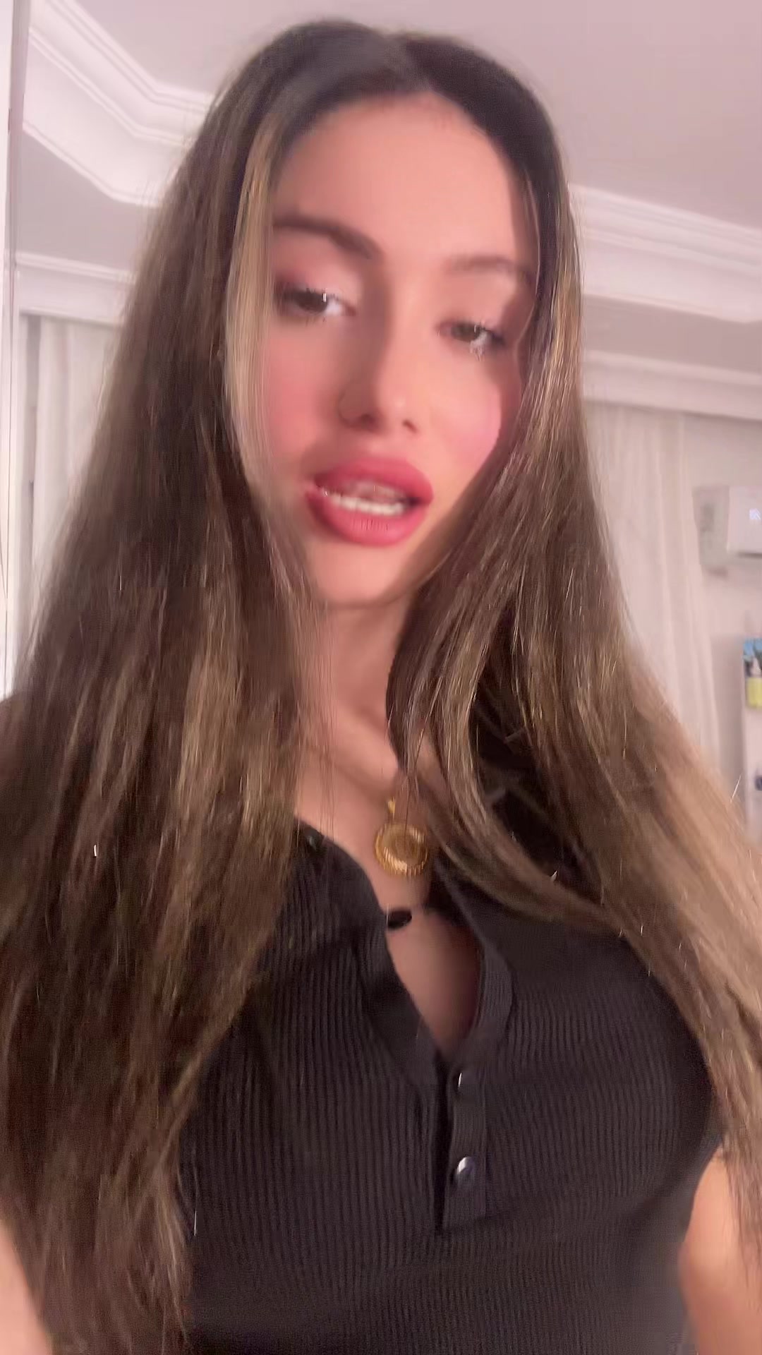 @Niluferland