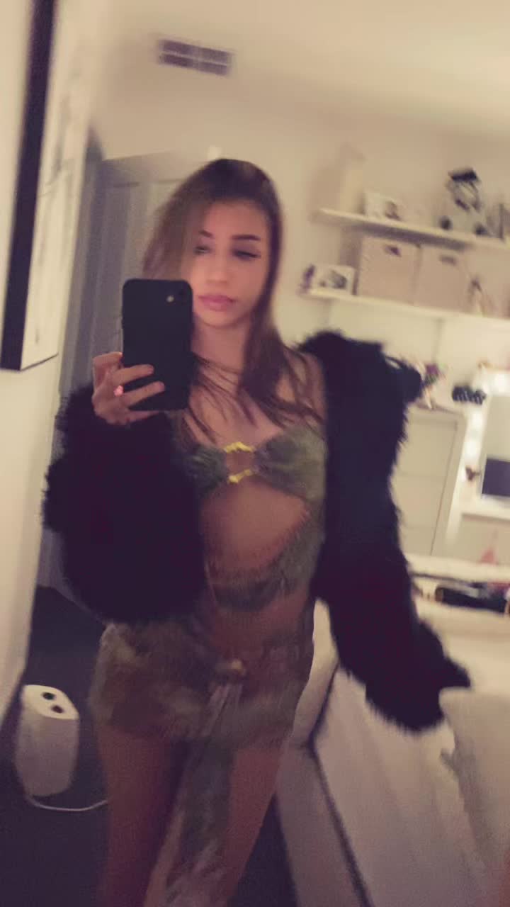@️