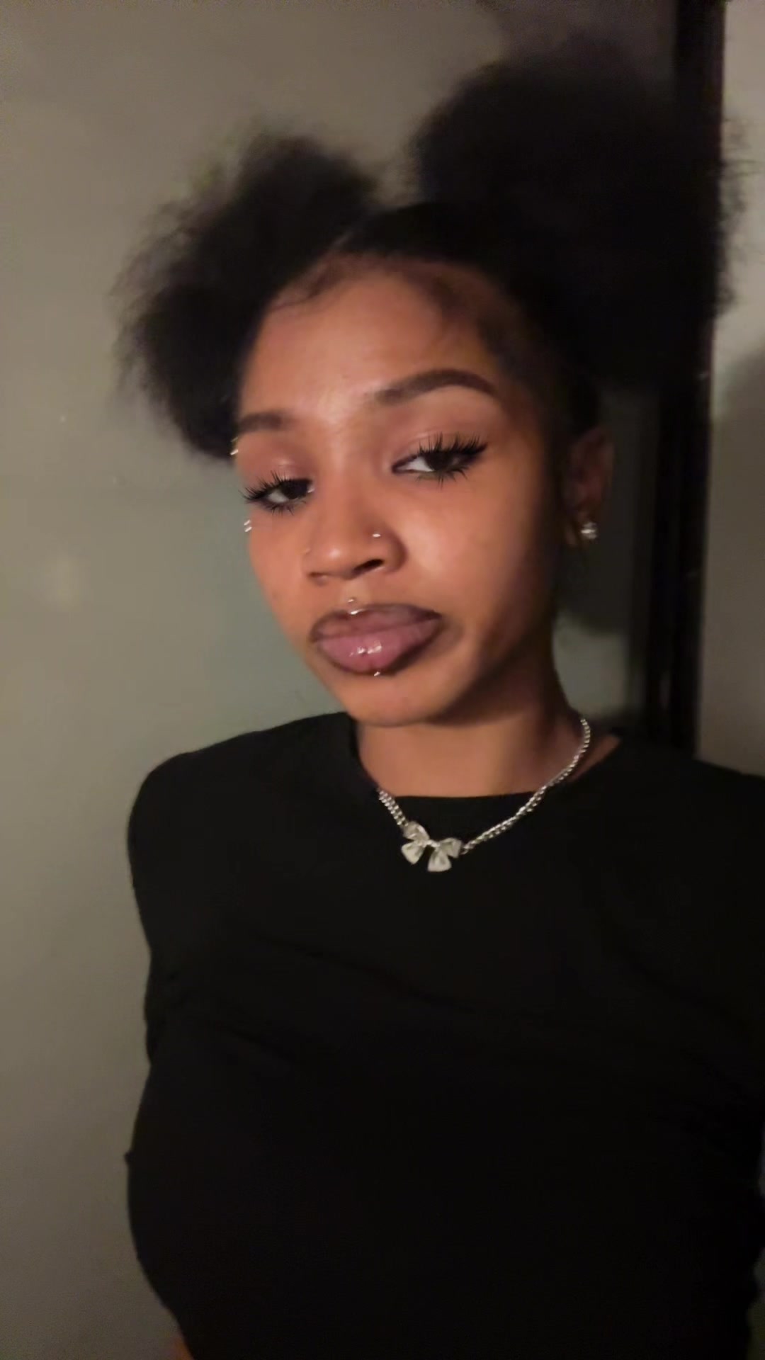 @Mi&rsquo;Yana Capri