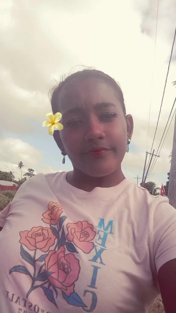 @yuhmansidechick
