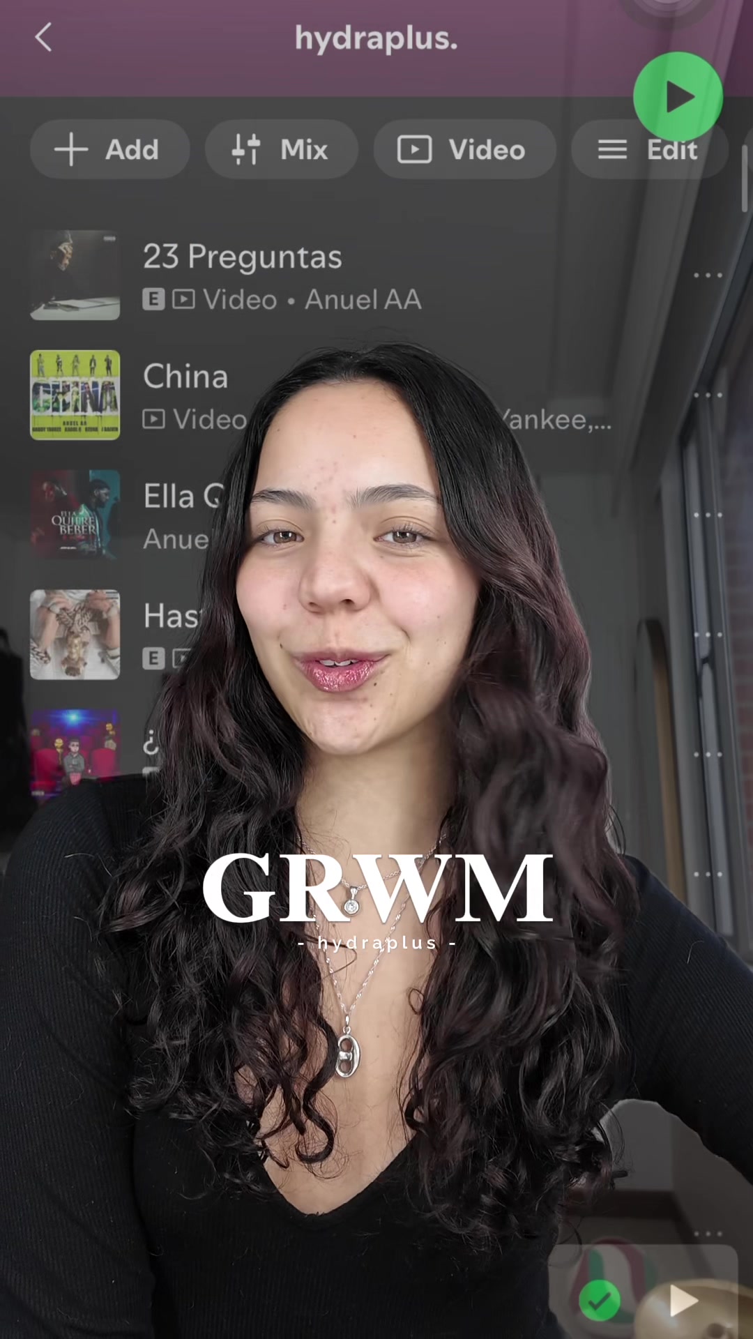 @laura