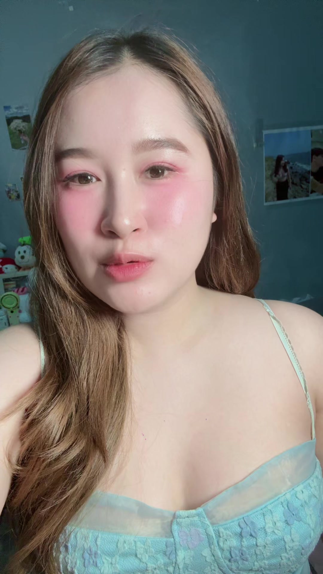 @หญิงนม 🍼
