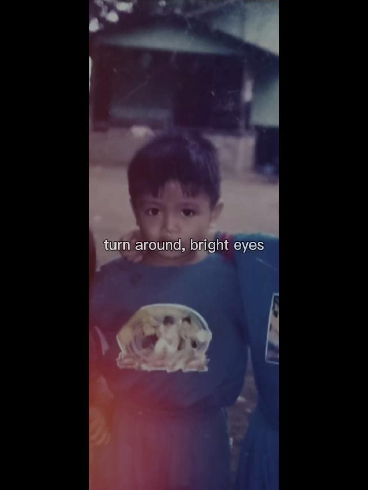 @LORAINE🤟
