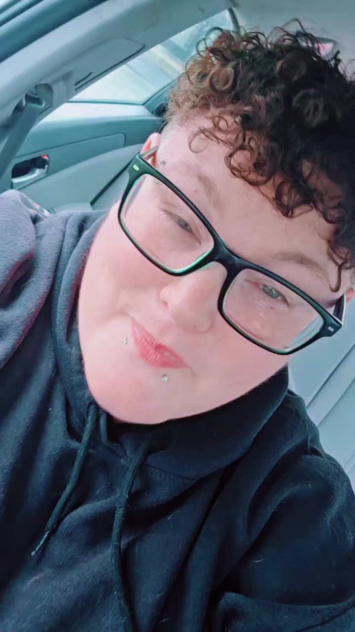 @KingSteph👑🤙🌈