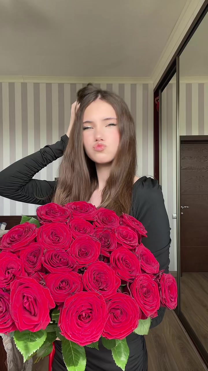 @сашенька🪽