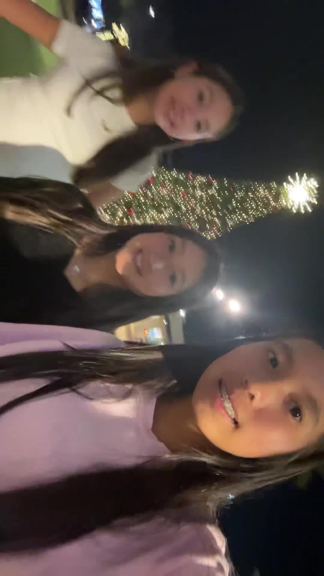 @Maciee ๐