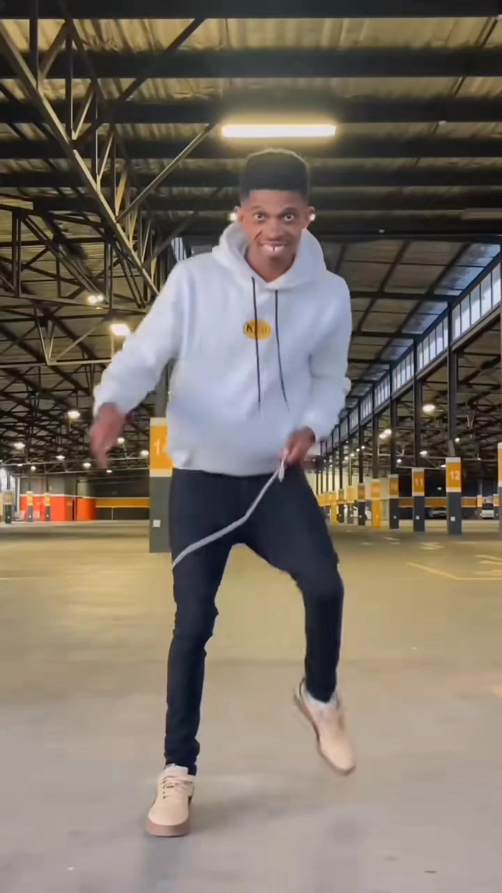 @&Aacute;fricahumor