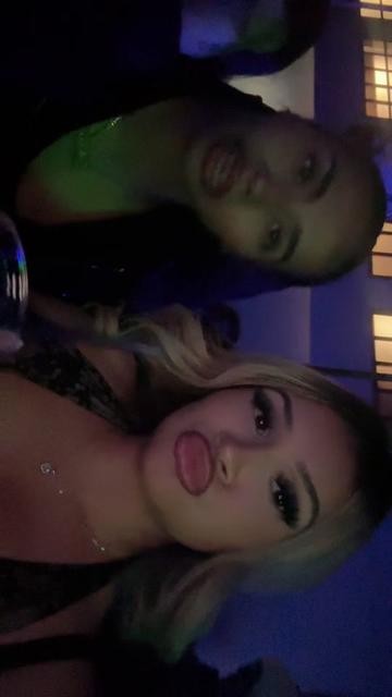 @Pretty Emily 🌷🎀🫦🍓👸🏻
