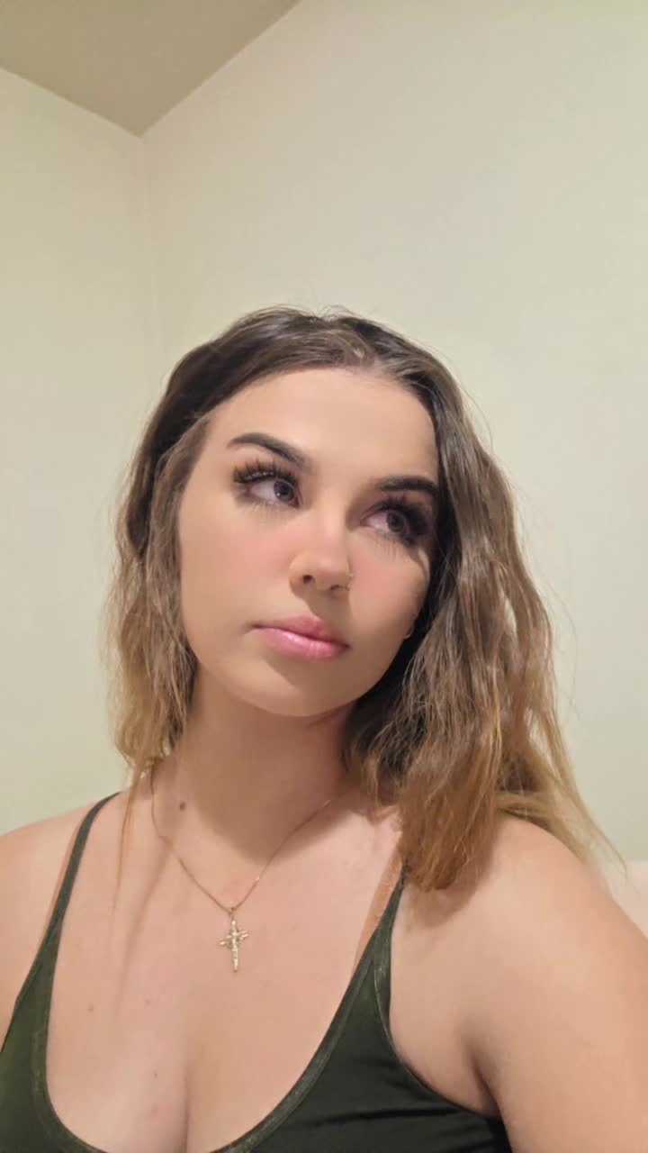 @ᕼᗩᒪEY ᗰᗩY 🦋
