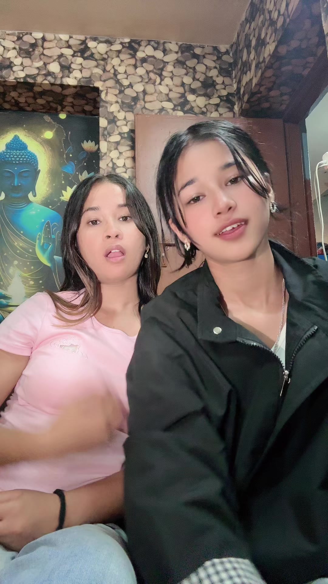 @SARUNAA🫶