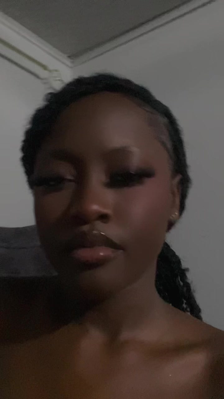@Queena 🇦🇬🇬🇾