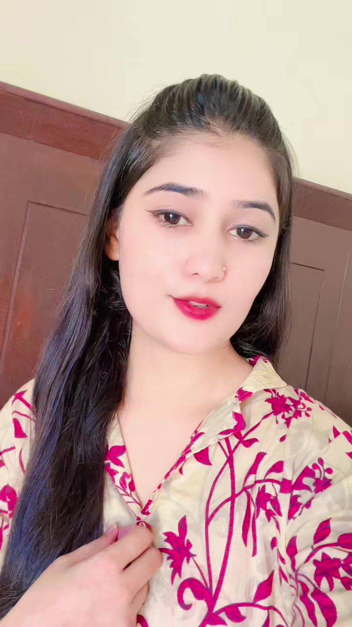 @𝐀𝐟𝐬𝐡𝐚 𝐊𝐡𝐚𝐧