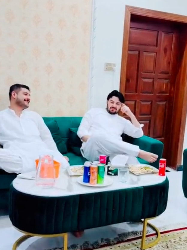 @🤕 ملگ آدم خان ⚰️