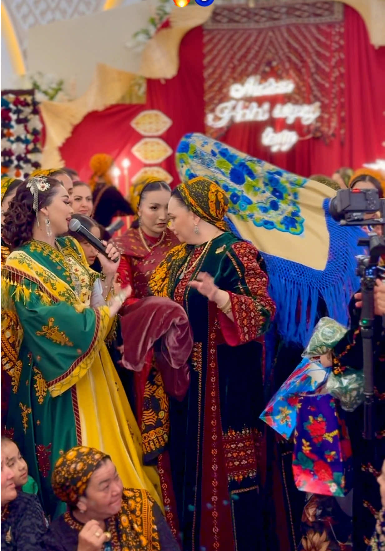 @YhlaslyD&uuml;n&yacute;&auml;Group