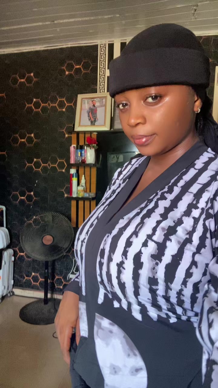 @Nafeesah 🌷🫂🥹