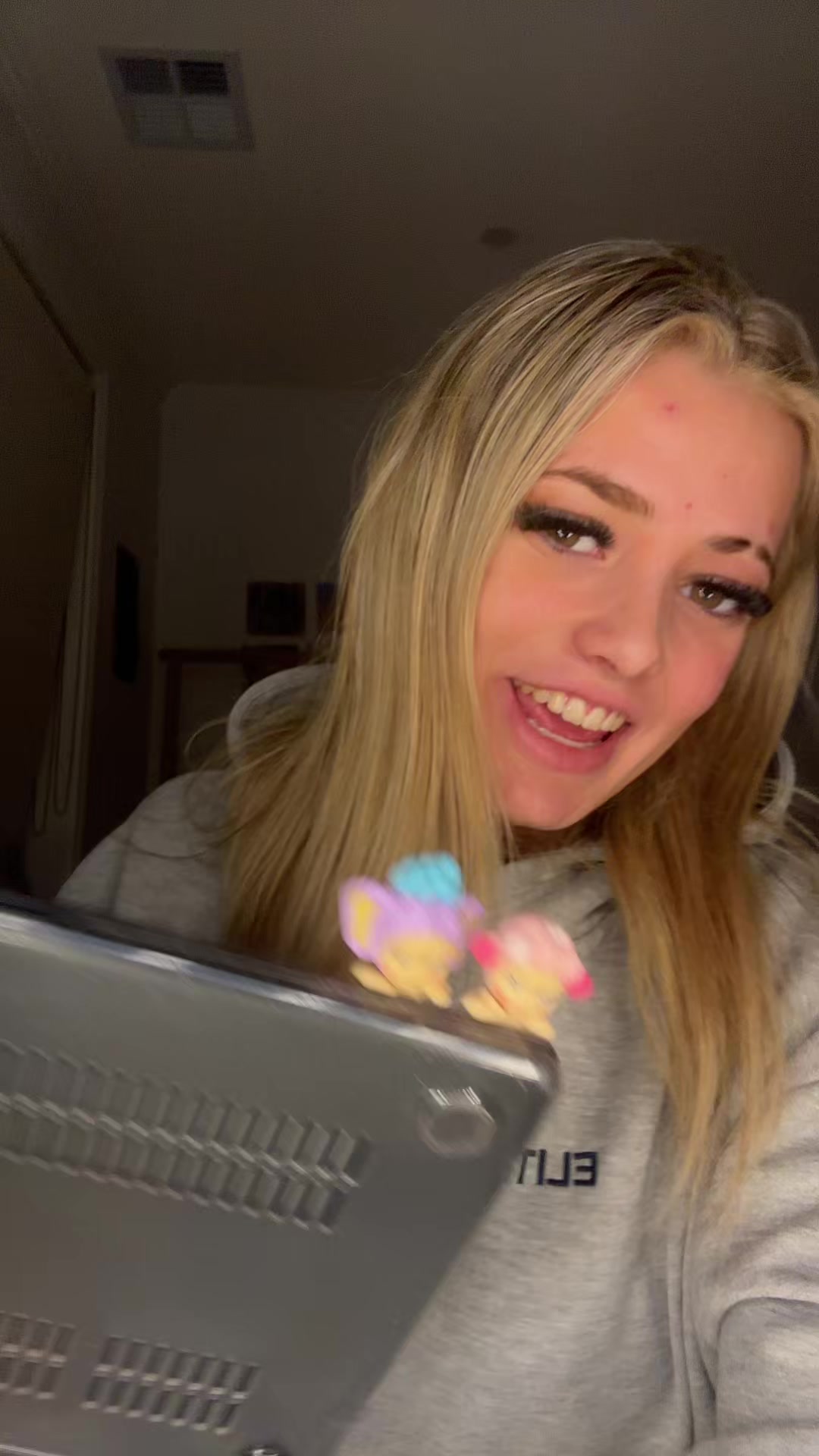 @𝒞⭐️