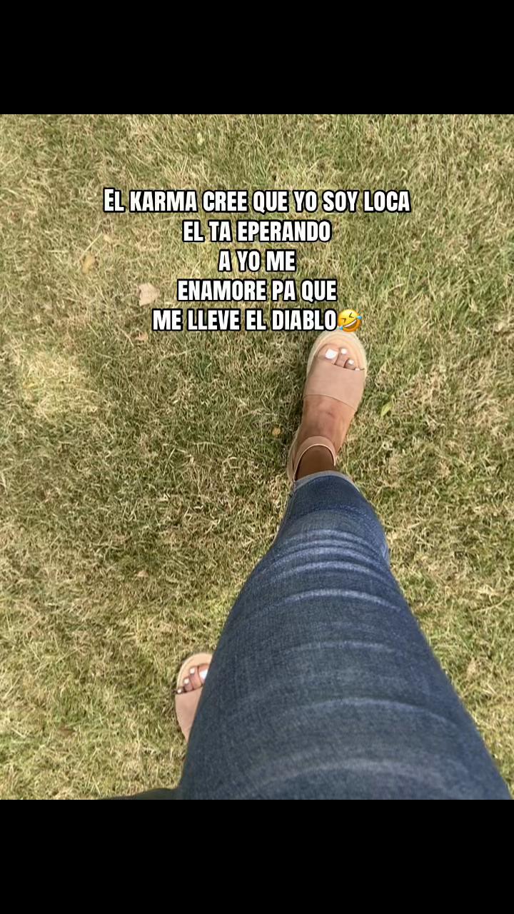@Mart&iacute;nez 😌🖤