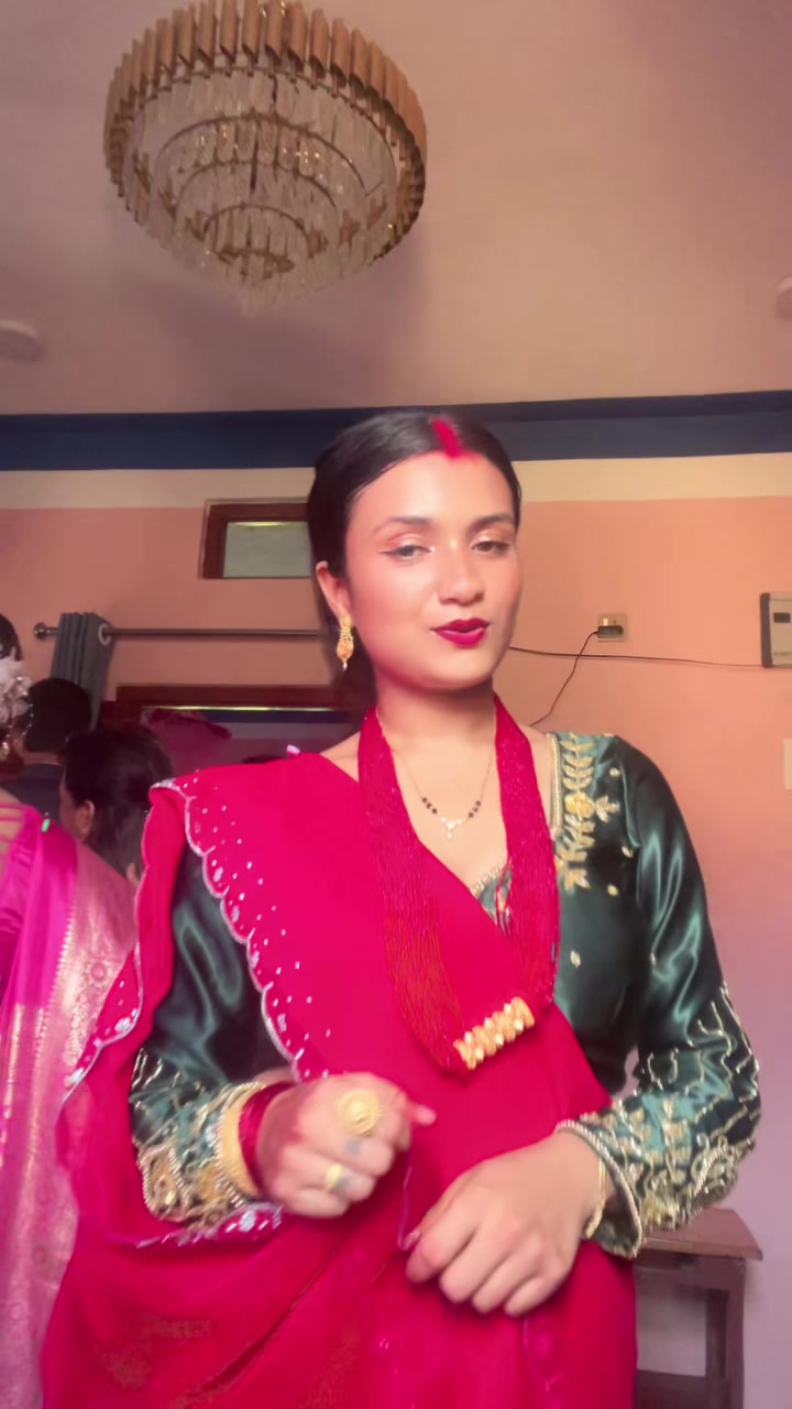 @Ayushu🤪