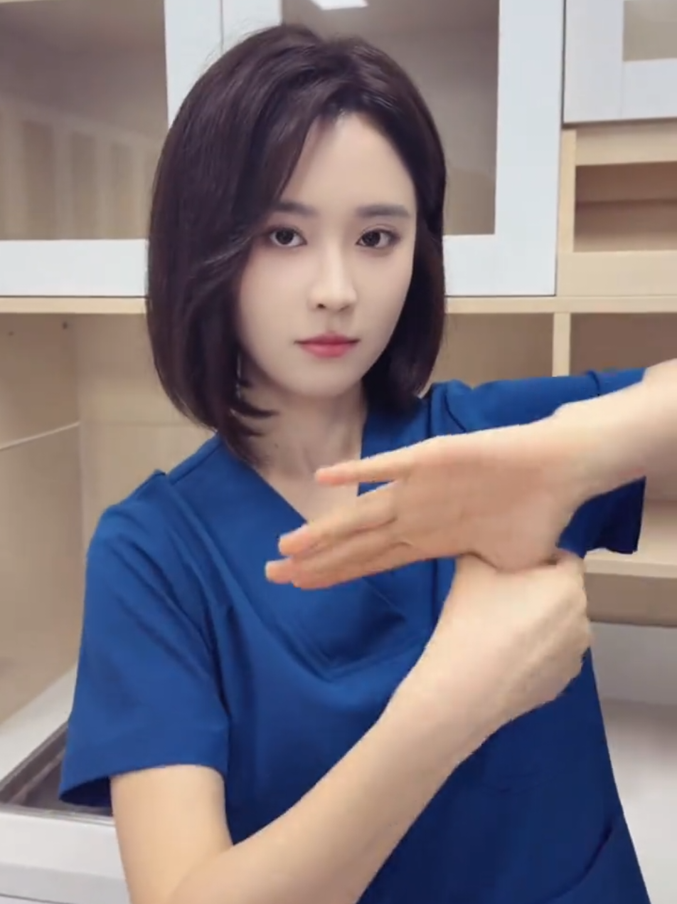 @Kẹo . Bông . Nhỏ ᥫᩣ