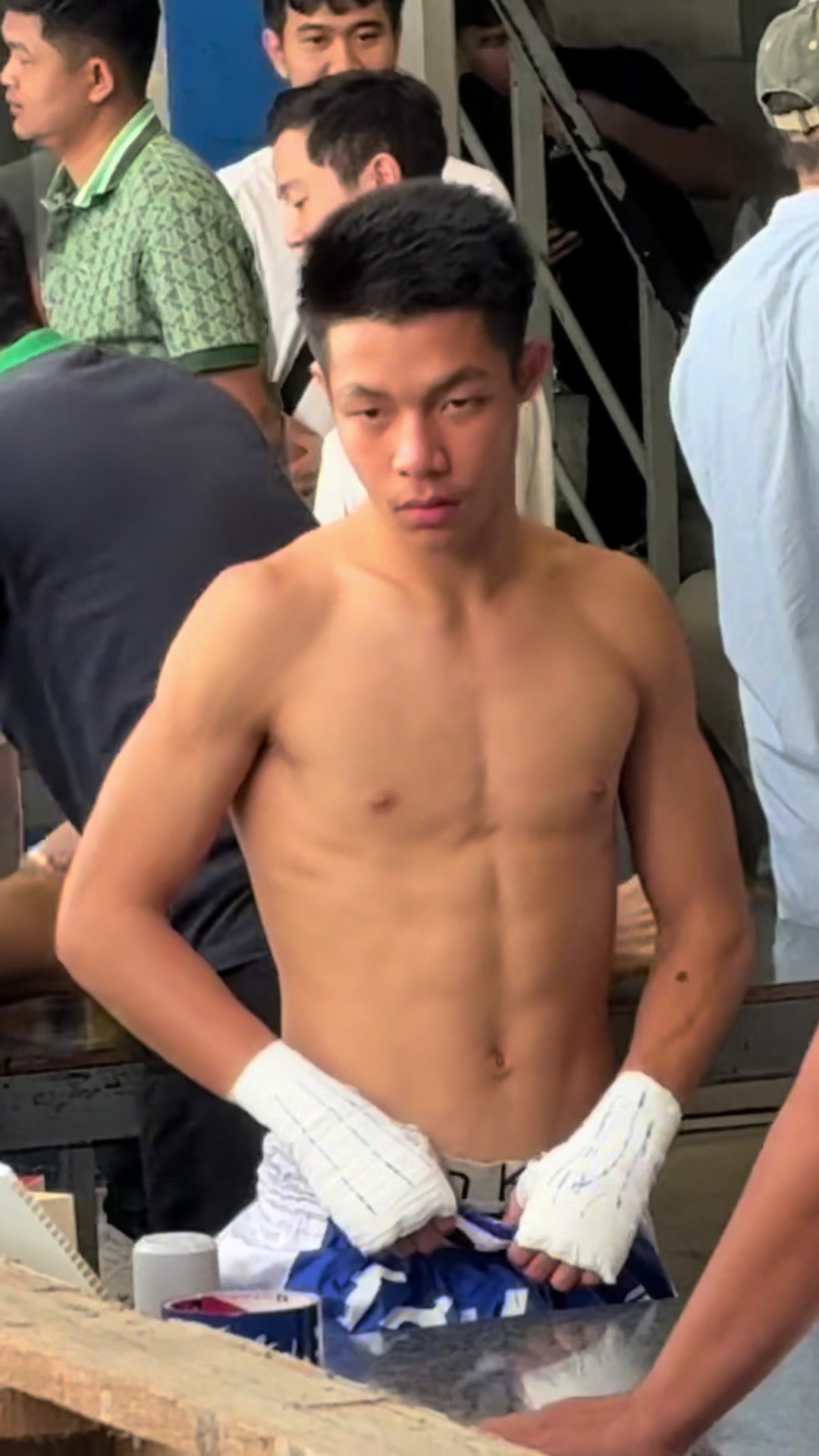 @นวดน้ำมันพันมือ