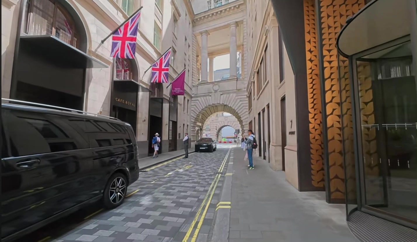 @LondonUK🇬🇧