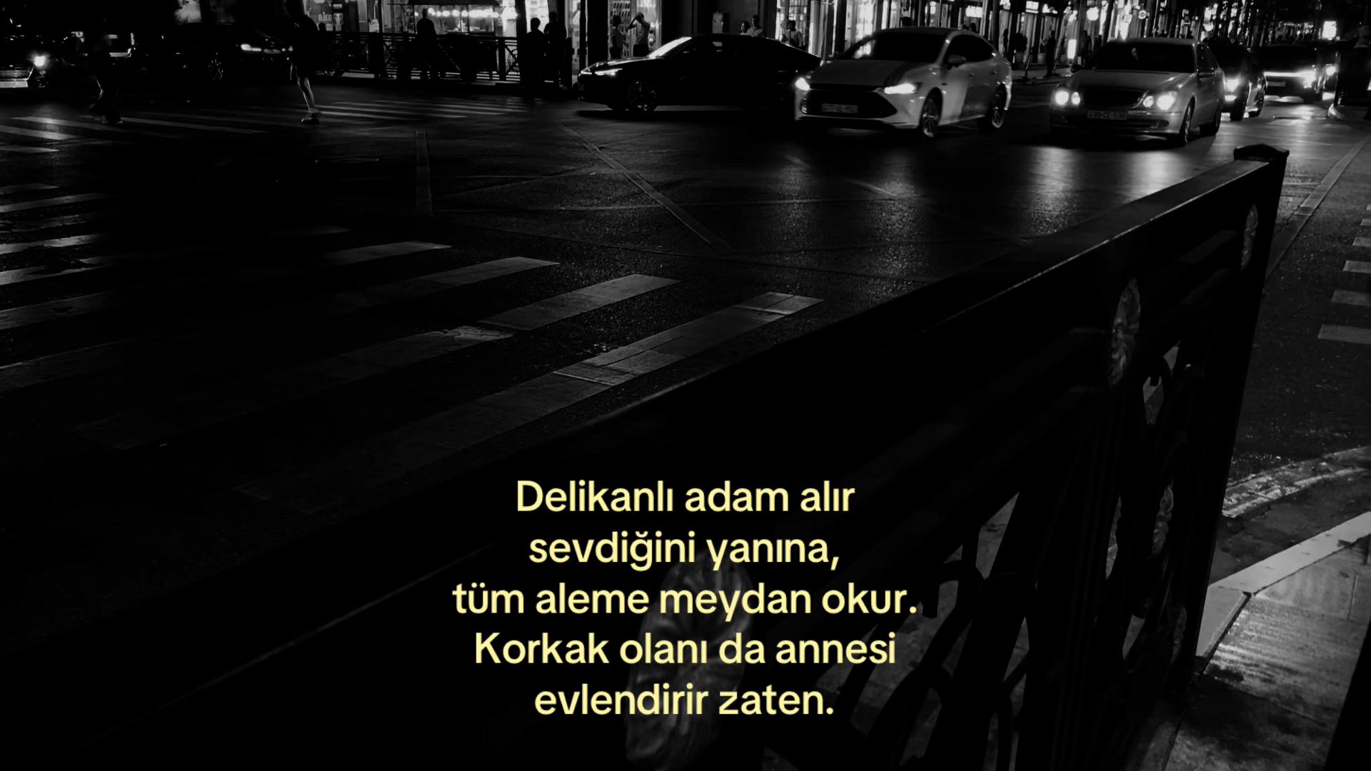 @𝓜.