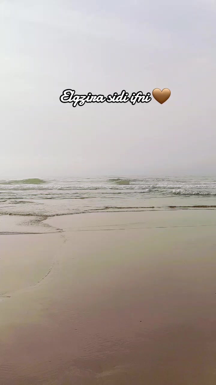 @نادية افناوية بعمرانية 🇨🇵