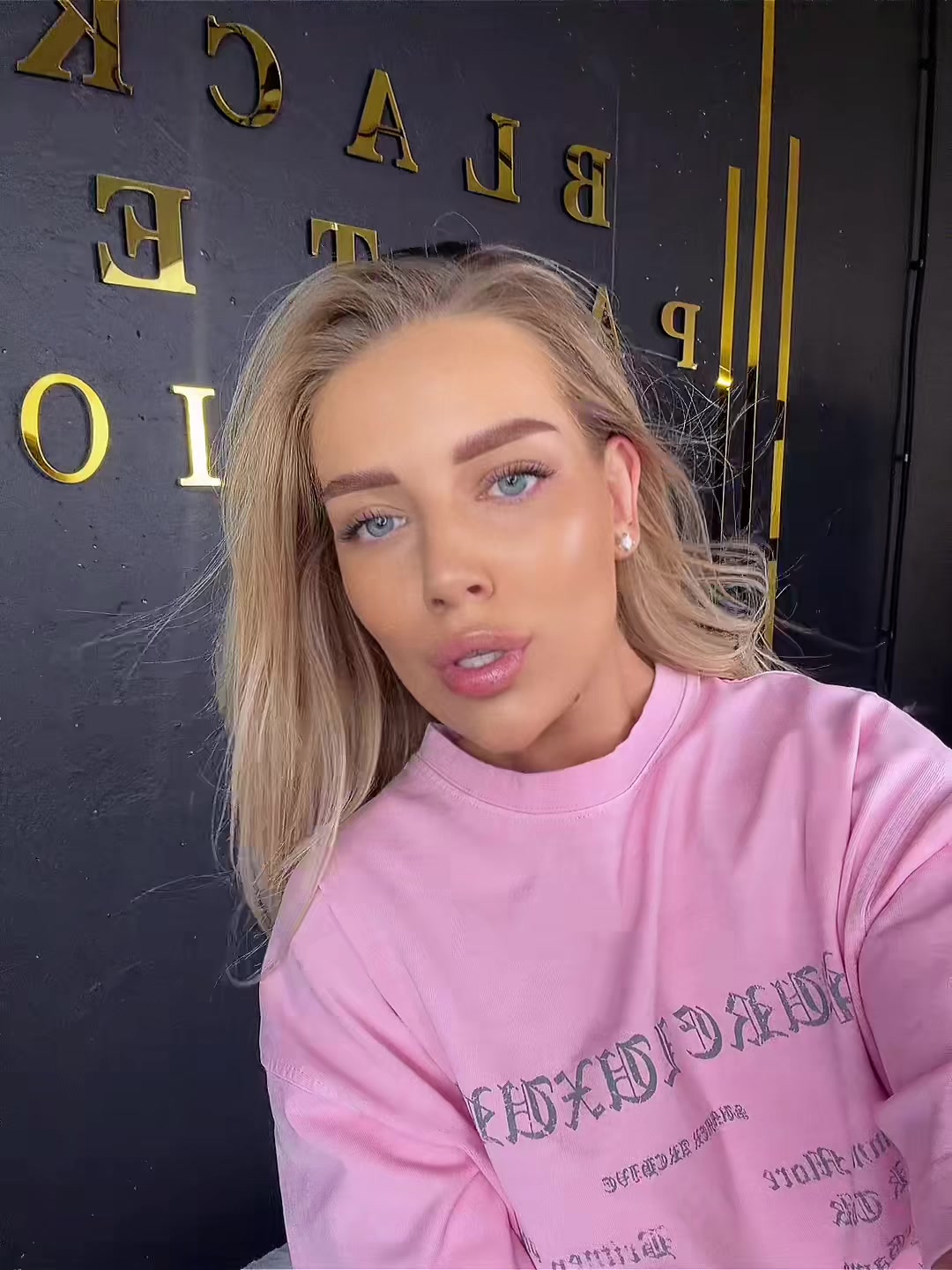 @Viktoriya