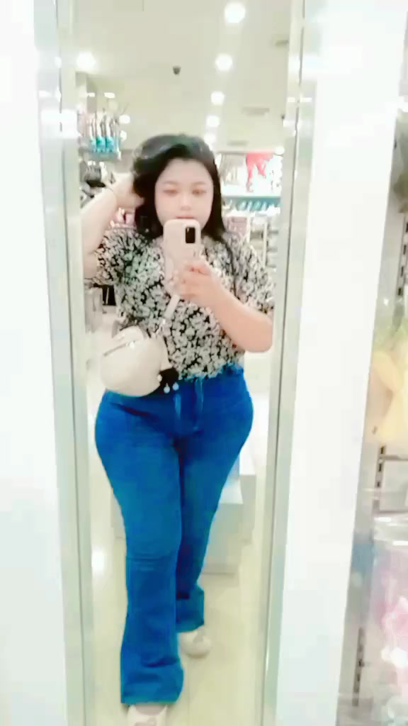 @dede bohay🍑🍑🍑