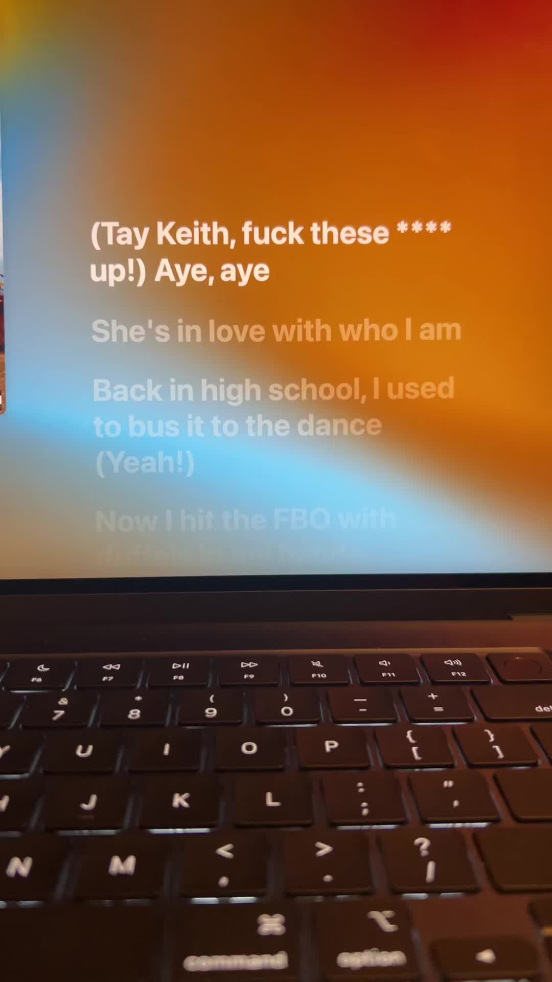 @musiclyricss_4u