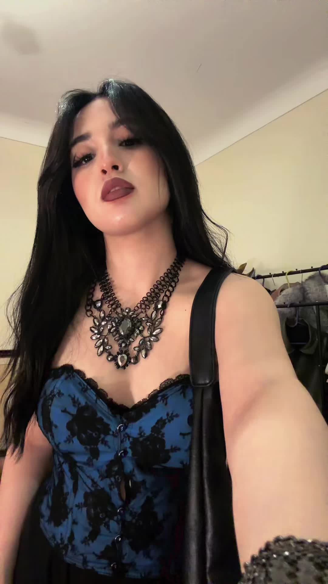 @shadowbloom067