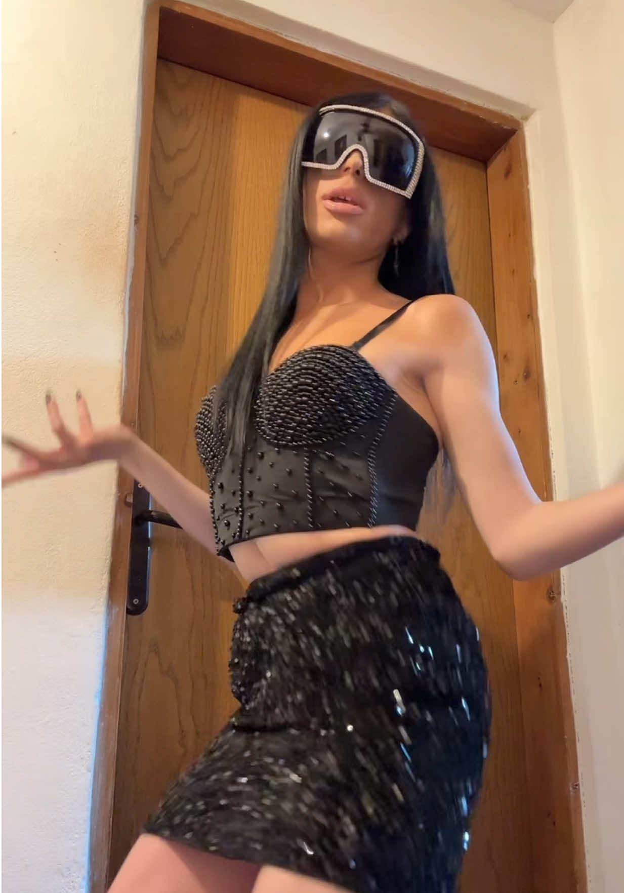 @SUPREME QUEEN