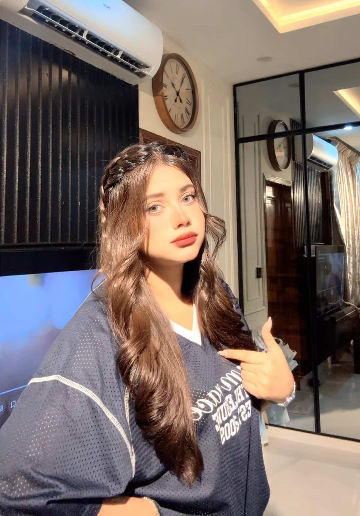 @hiraraaj🥀🥵