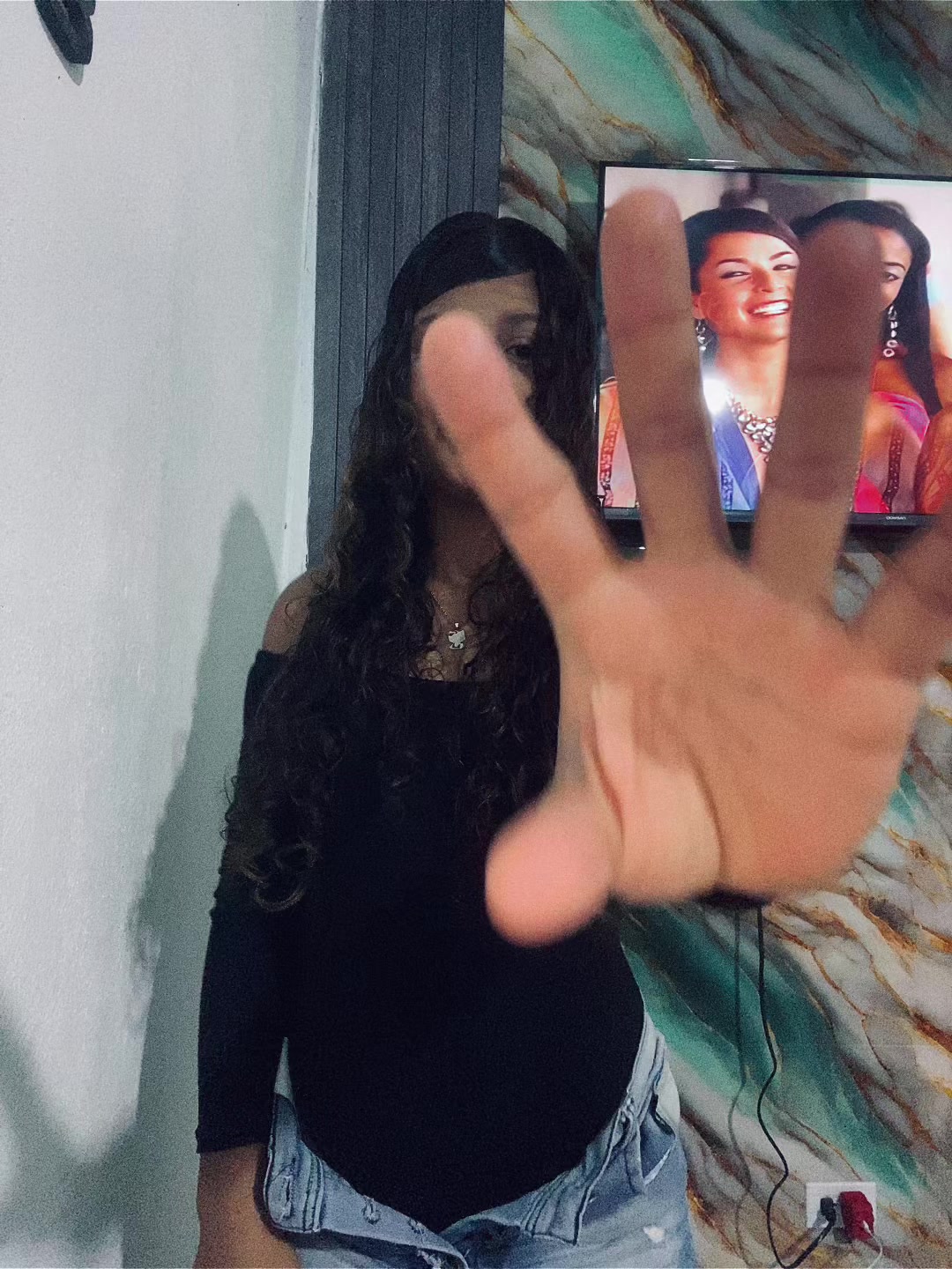 @Nico👧🏽.