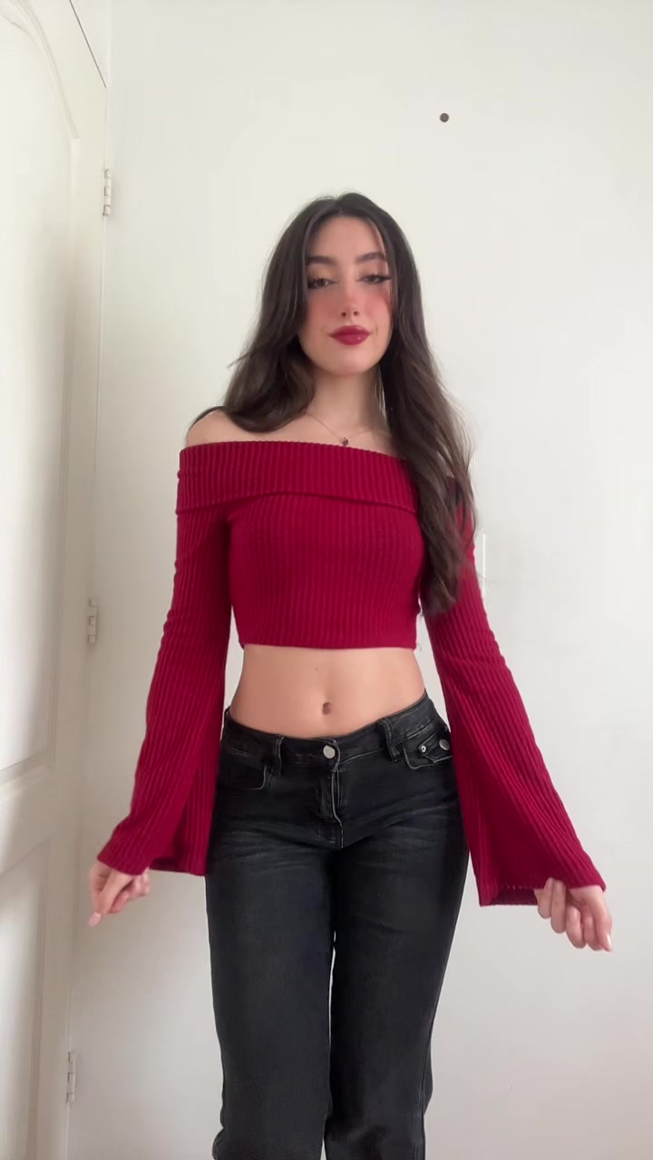 @Renata🥀