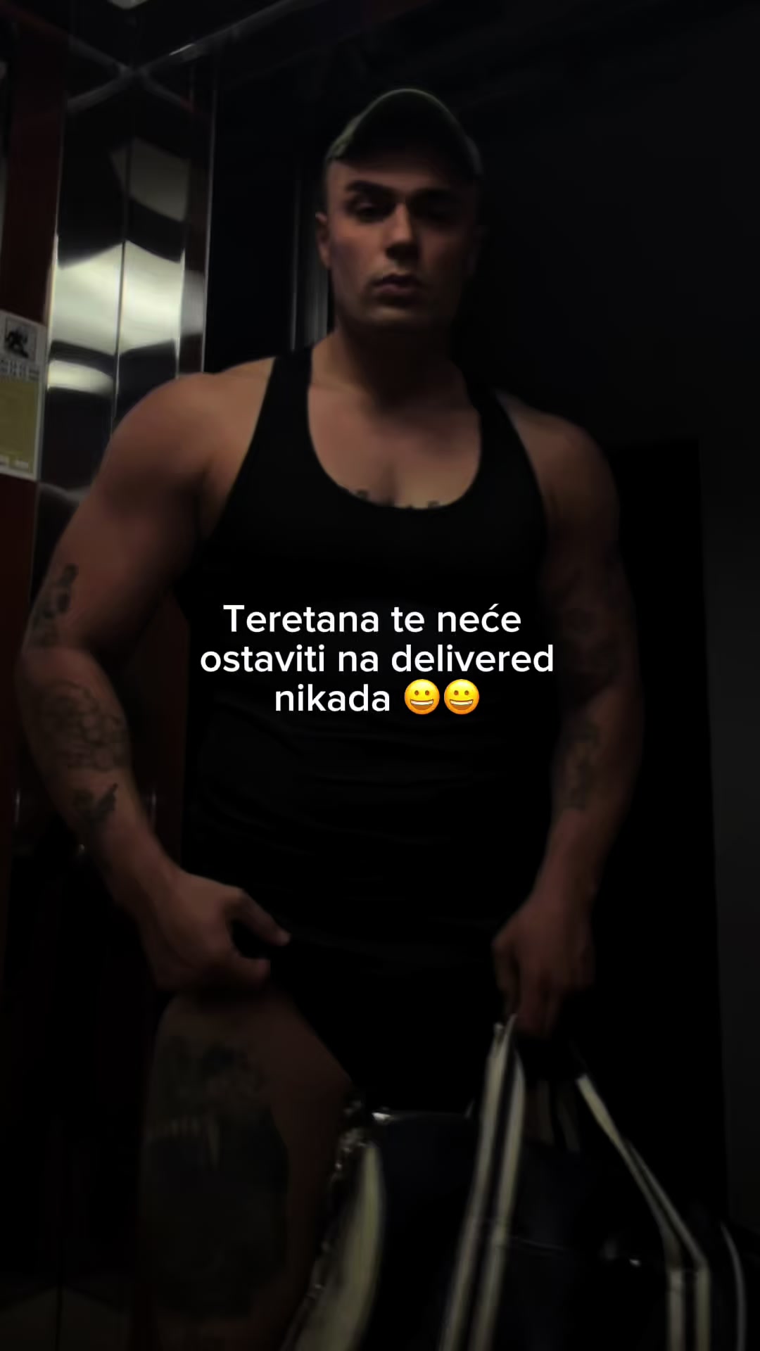 @V U K