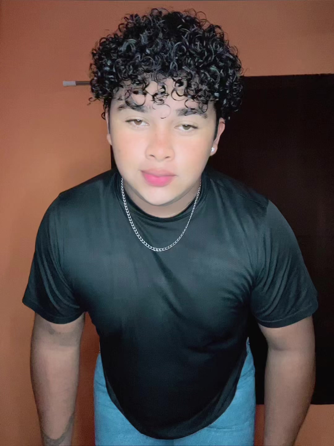 @🕷️