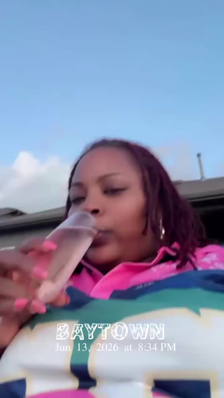 @Elisa Hawkins-Willia