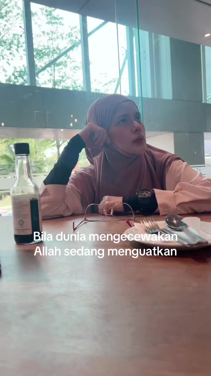 @Ayu Cherry