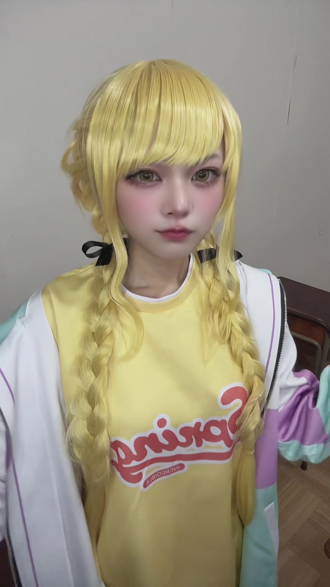 @おじぎ ねね