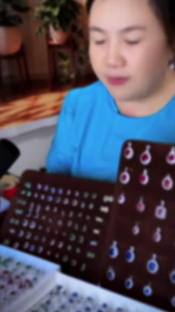 @๐ ๐ชGem Queen ๐ช๐
